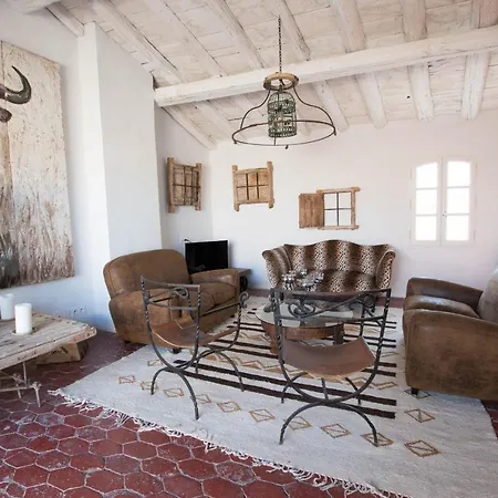 Toro - Magnifique Triplex Premium Apartment